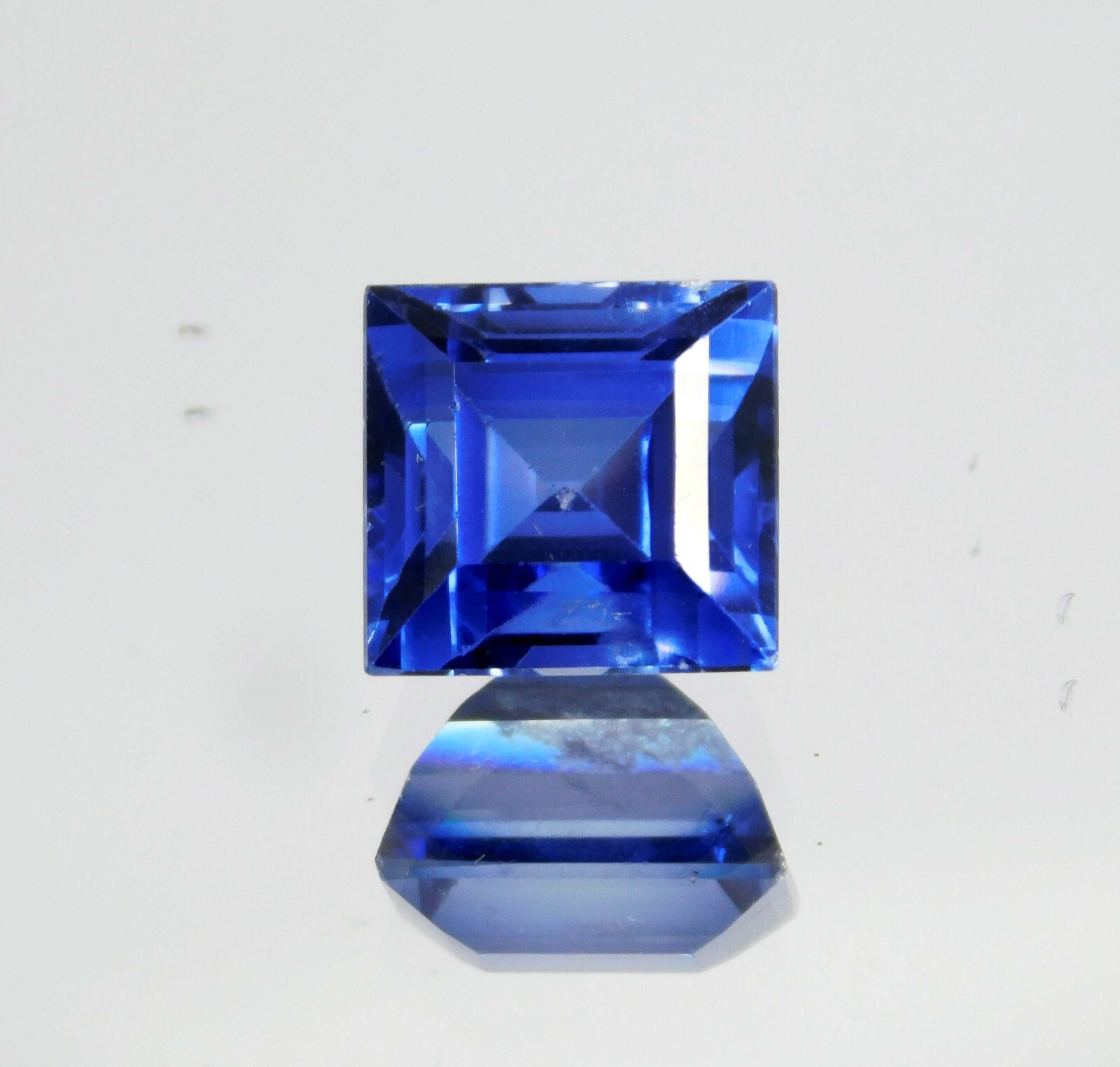 Natural 9.00 Ct California Blue Rare Benitoite Princess Cut CERTIFIED Gemstone