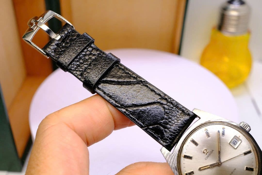 C152 OMEGA Geneve automatic watch Safe packing!