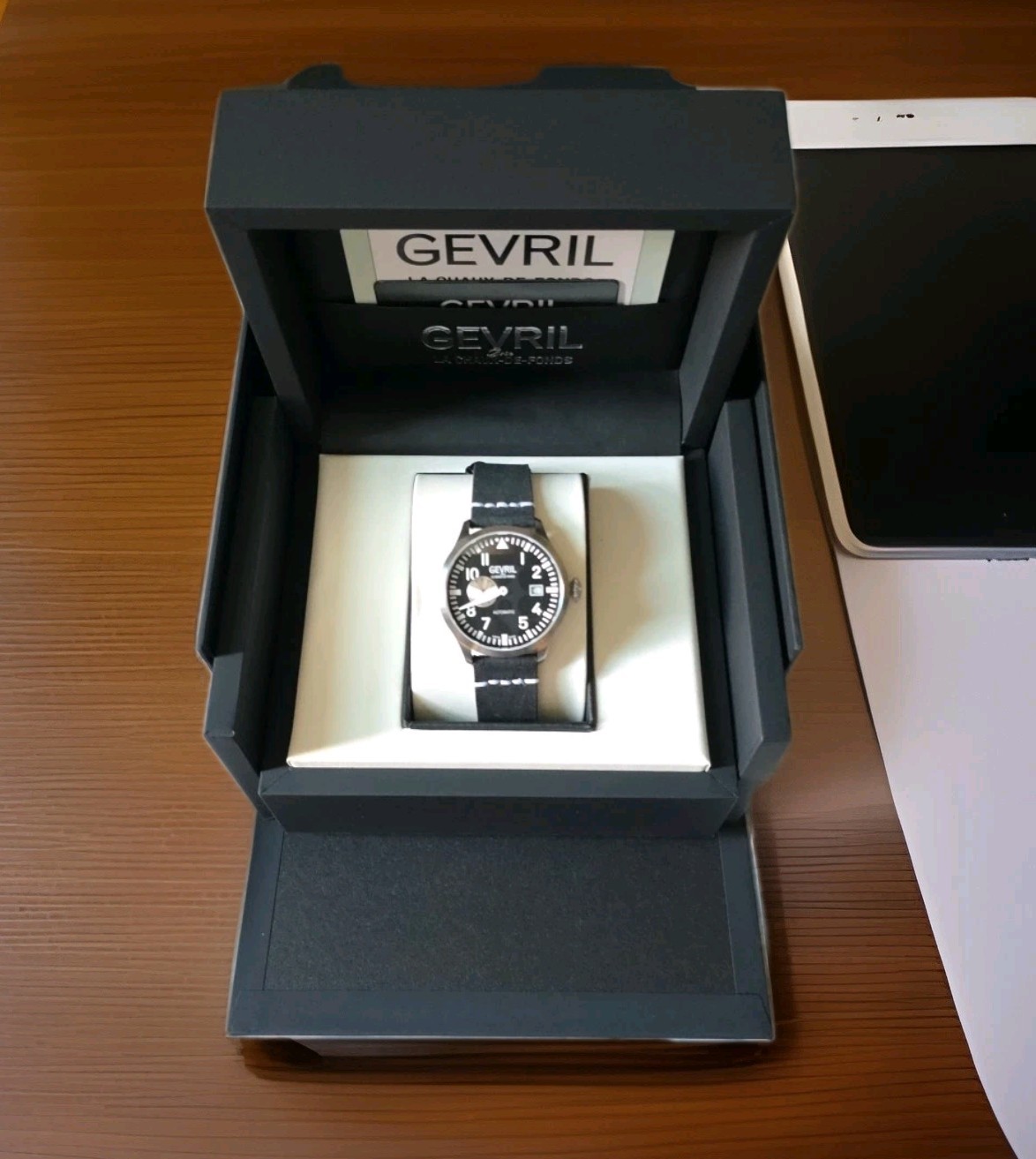 Gevril 43512 Vaughn Pilot Subdial Men’s Automatic Watch SWISS MADE – NEW & RARE