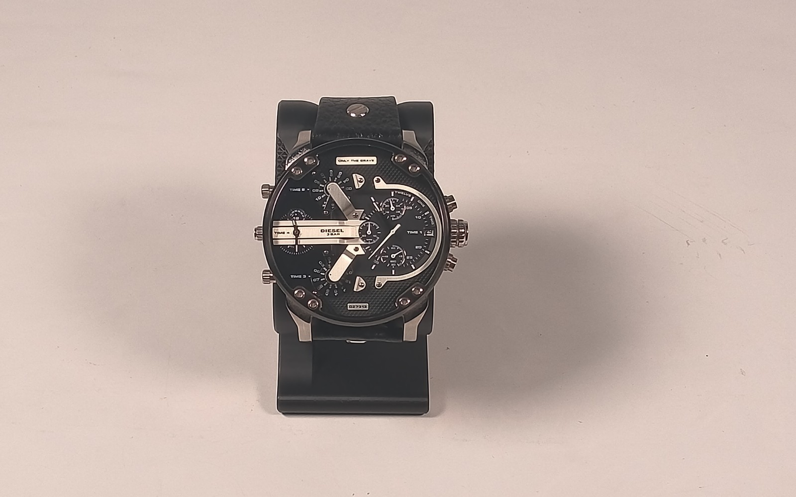 Diesel Mr Daddy 2.0 Men’s Chronograph Black Watch Oversized DZ-7313
