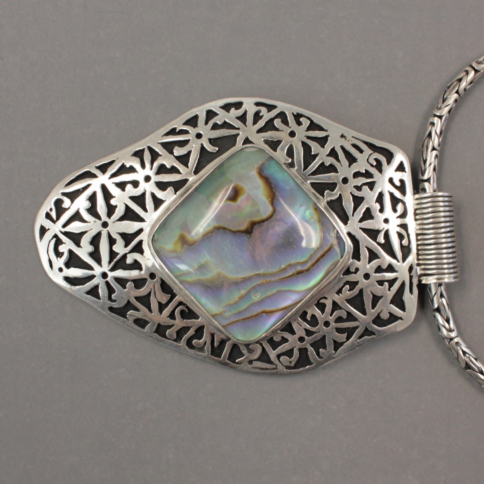 Balinesia Sterling Silver & Paua Shell Pendant with 28″ Borobudur Chain Necklace