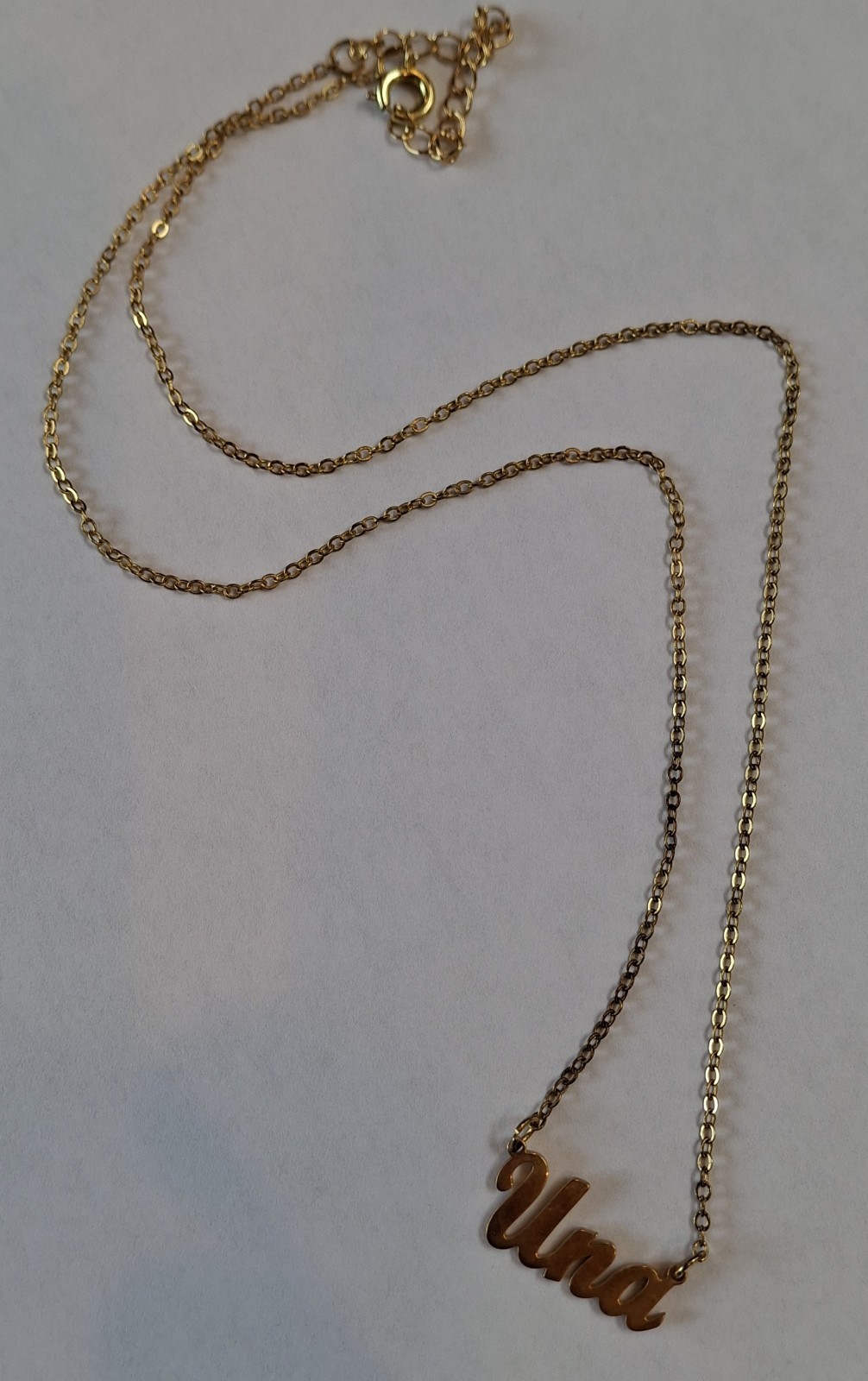 UNA Pendant Necklace