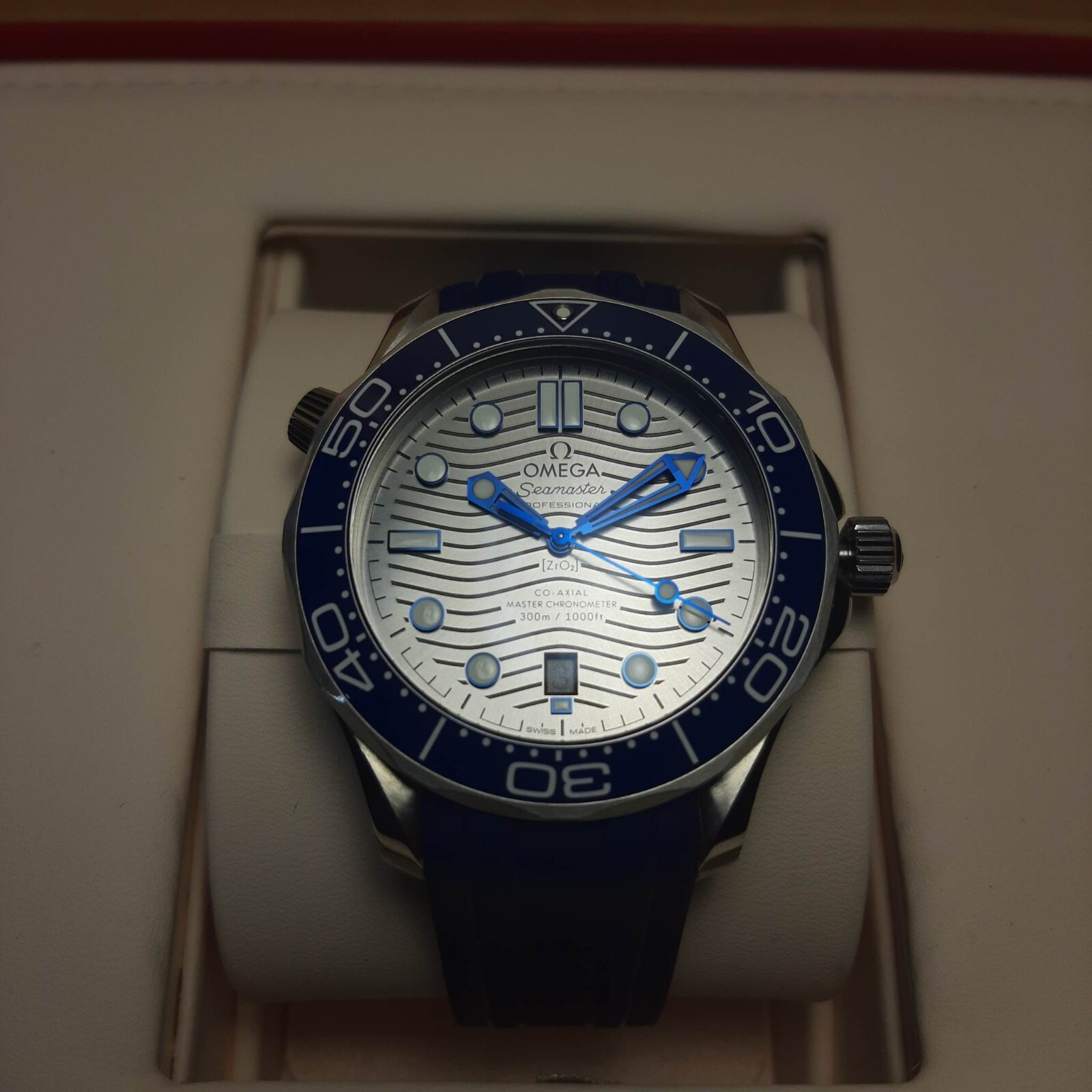 OMEGA SEAMASTER DIVER 300M CO-AXIAL CHRONOMETER GRAY 42MM
