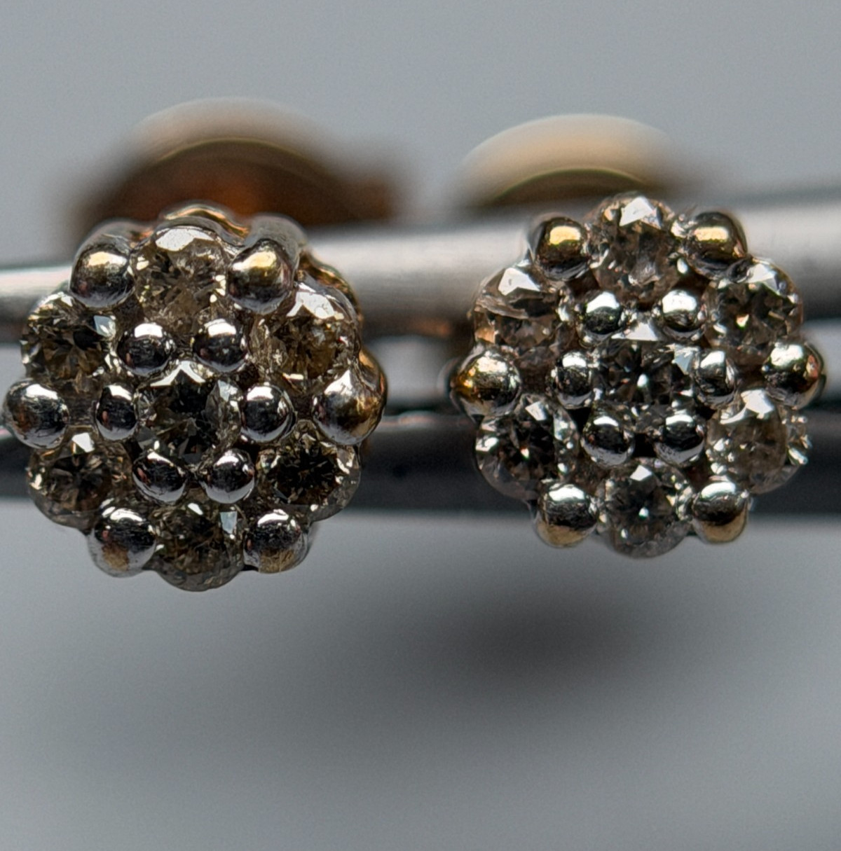 Women’s 10K Yellow Gold Honeycomb Diamond Stud Earrings