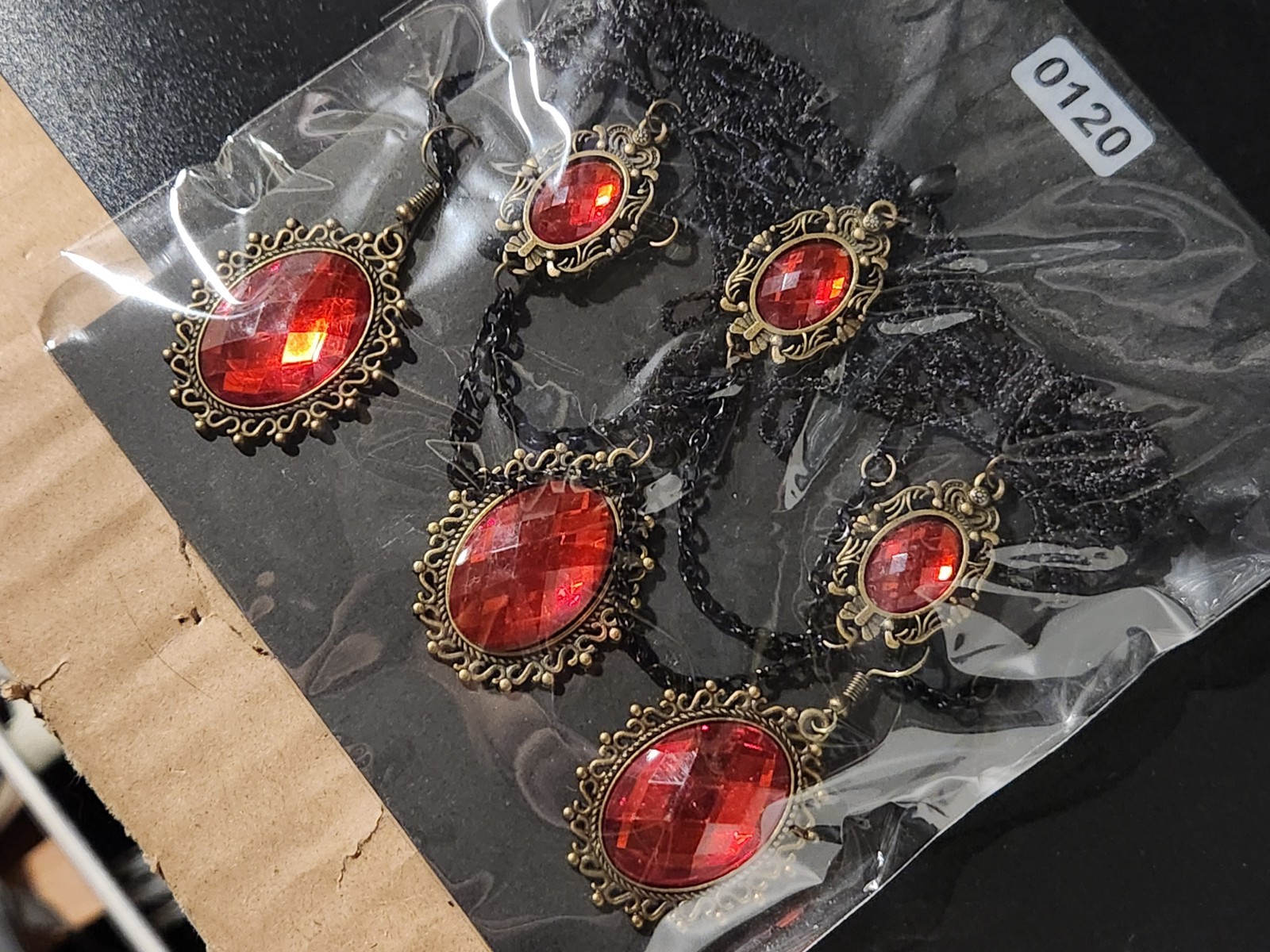 #0120 – Red Gothic Lace Choker Necklace & Earrings Set Victorian Antique Gold…