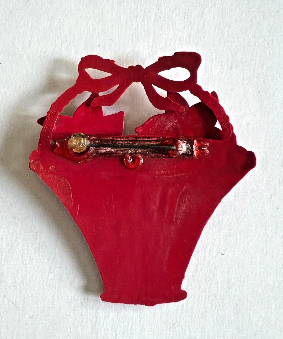 RED Plastic Resin FLOWER BASKET with Bow Brooch Pin, Vintage Floral Rockabilly