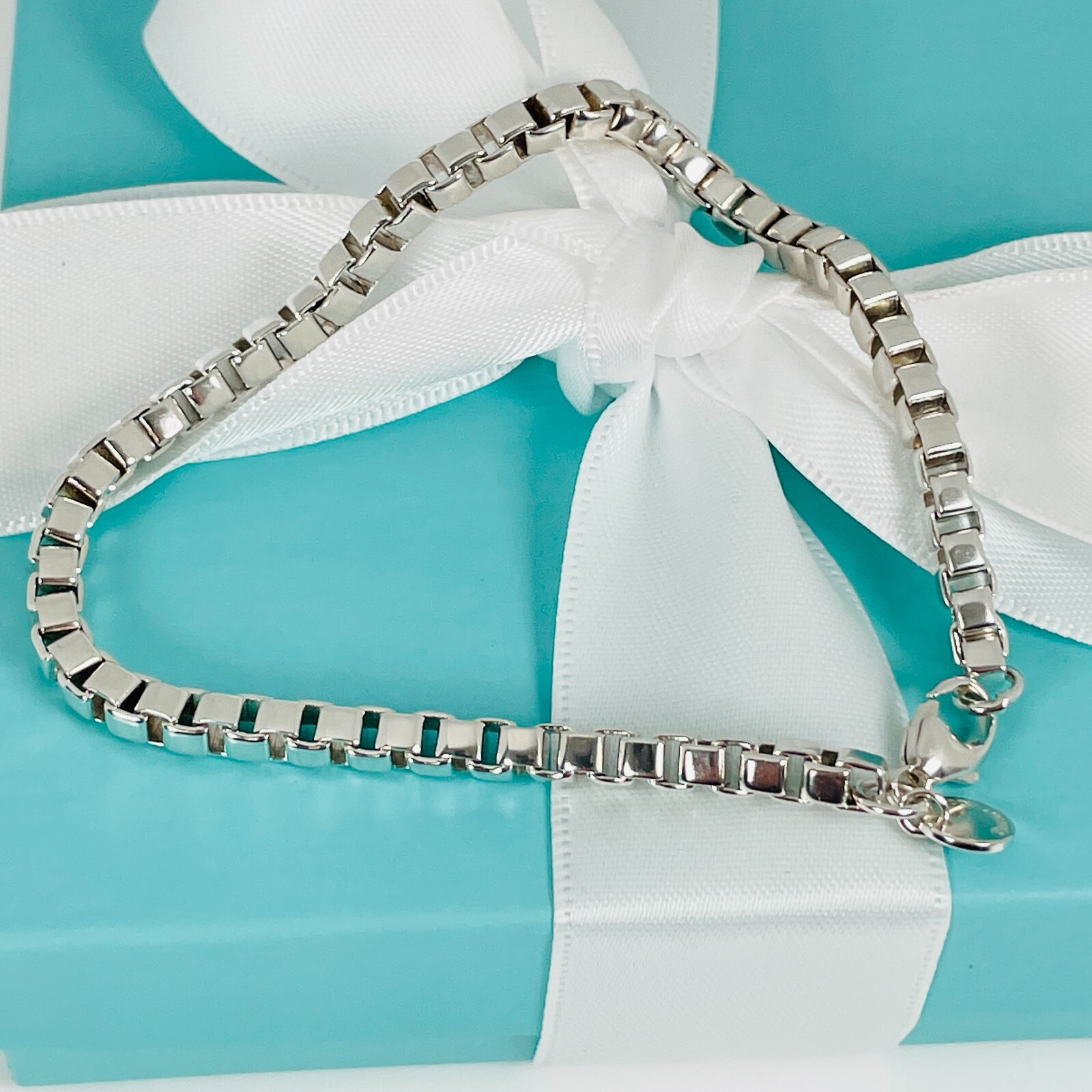 8” Tiffany & Co Mens Unisex Venetian Box Link Bracelet in Sterling Silver