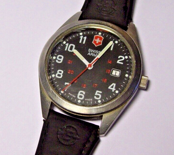 Victorinox Swiss Army Genuine Military Field Mens Watch w/Date Looks & Runs Nice