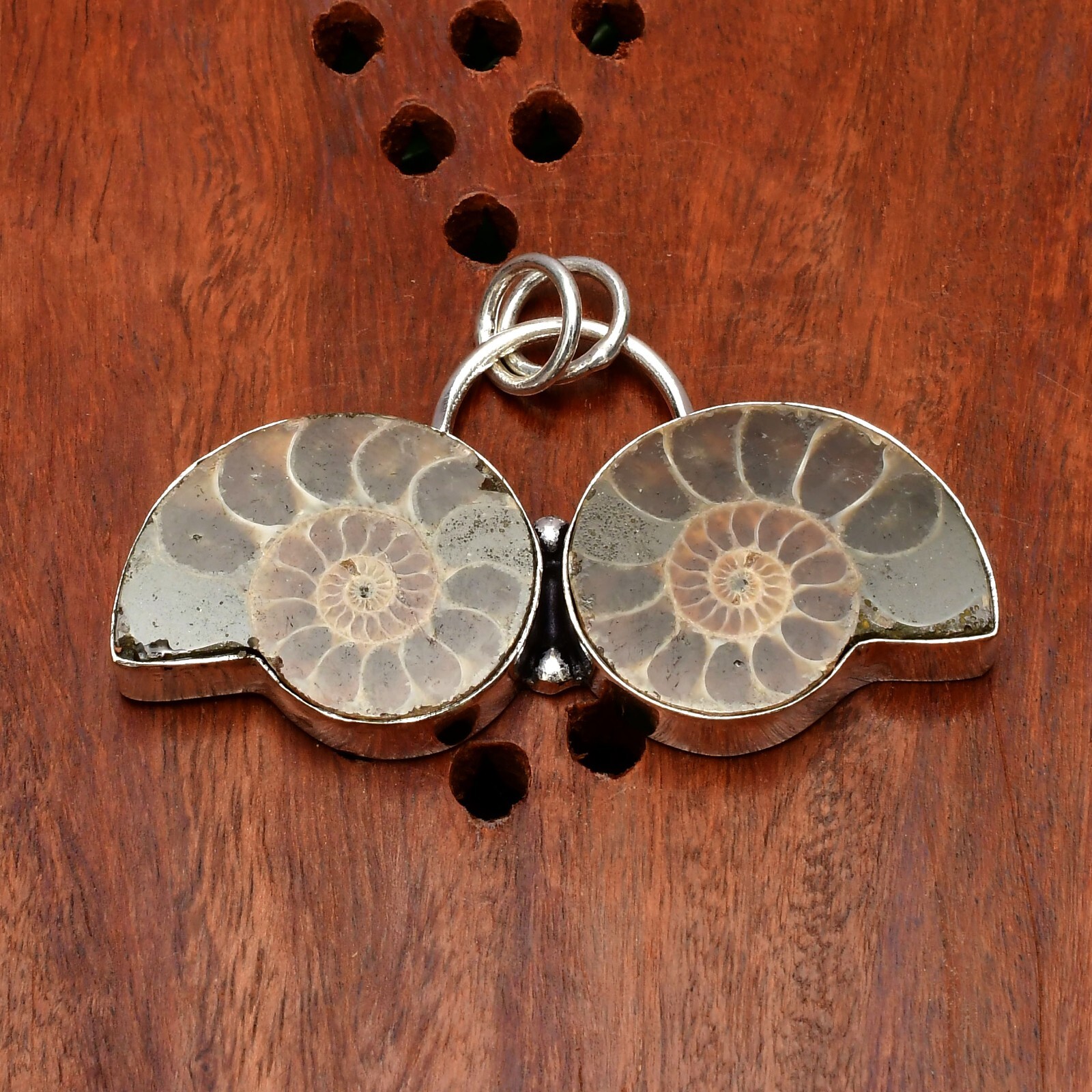 Ammonite Pendant Gemstone 925 Sterling Silver Handmade Jewelry Pendant 1.56″