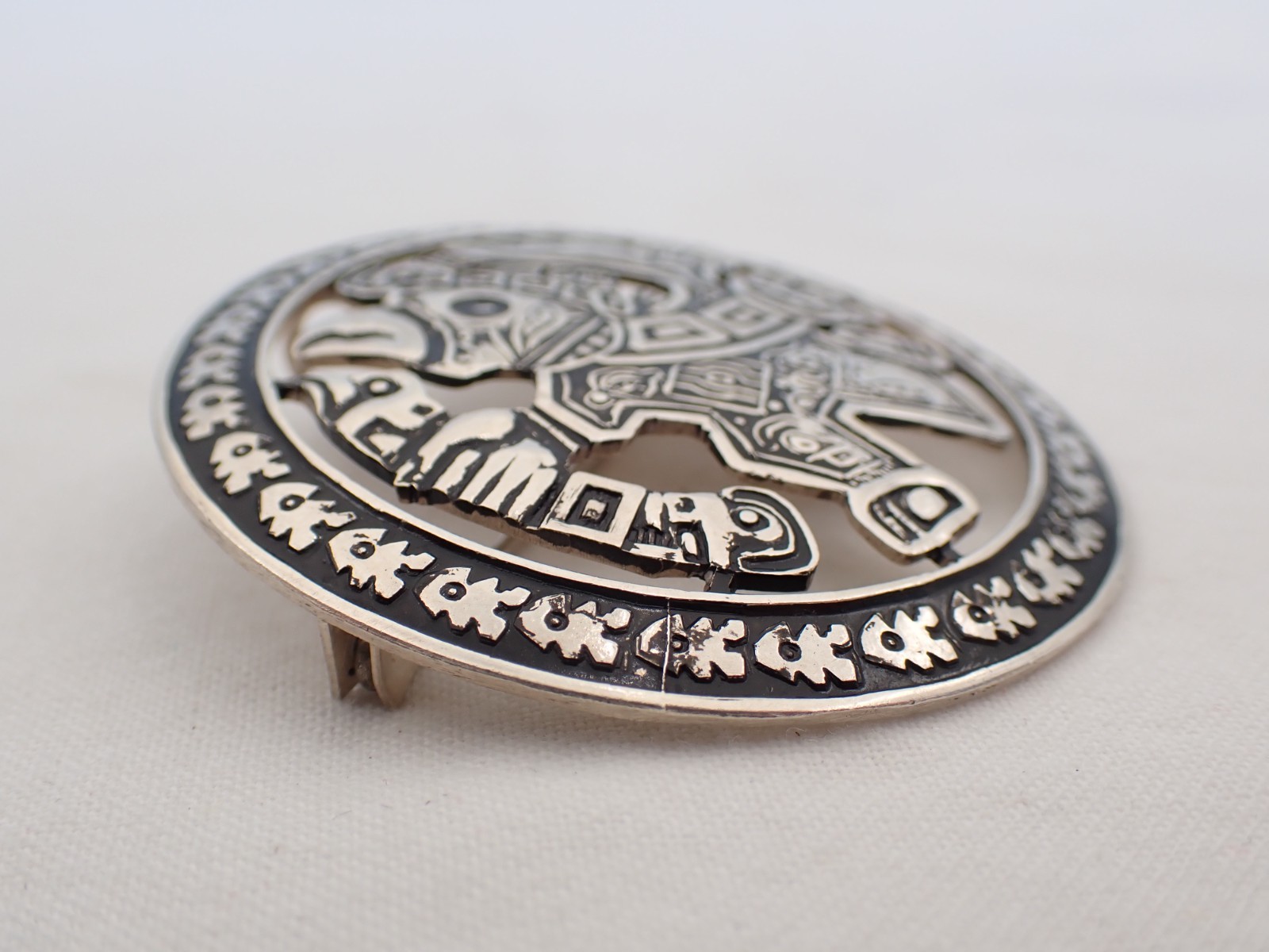 Vintage Peru Sterling Silver Unusual Handmade Brooch PD-14