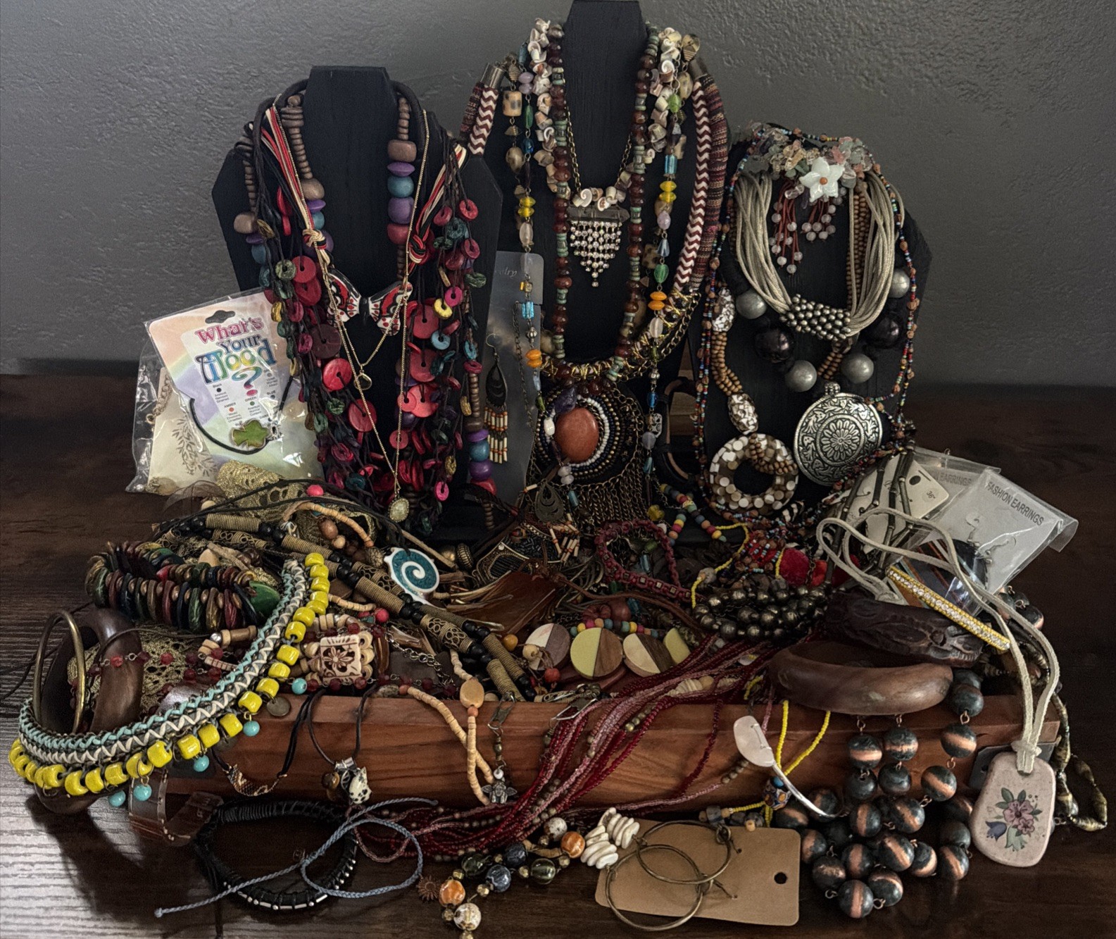 5+ lbs Bulk Jewelry Necklace Bracelet Earrings Pendants Etc-all Wearable Boho J9