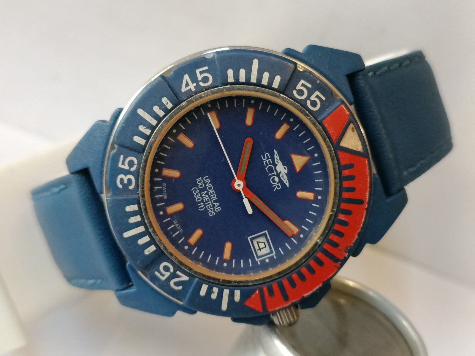 SECTOR NO LIMITS QUARTZ BLUE DIAL SWISS MEN’S WORKING CONDITION