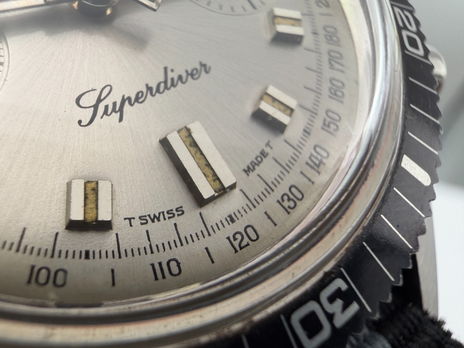 VTG INVENCIBLE 3850 SuperDiver Silver Chronograph Manual Wind Cal 7733 – 38 mm