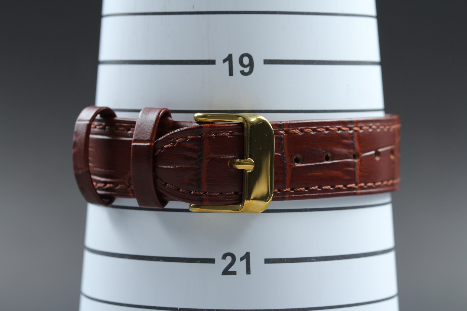1991 Near MINT OMEGA De Ville 196.0312.1 Gold Dial Date 33mm Quartz Men’s Watch