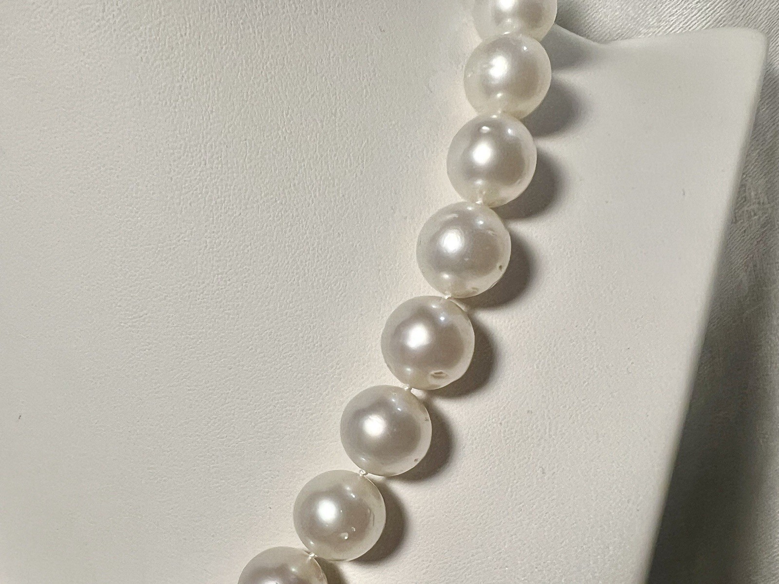AUTHENTIC 18” Graduated White South Sea Saltwater Pearl 12-15.4mm Necklace