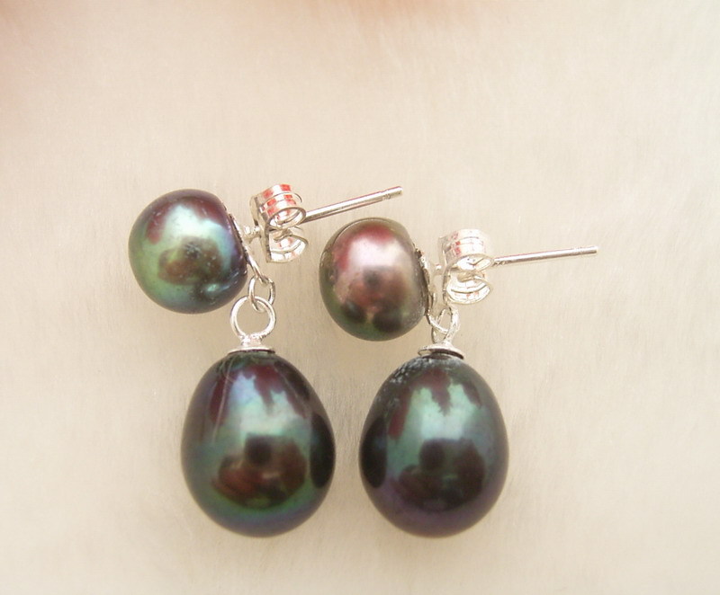 Black Pearl Earring