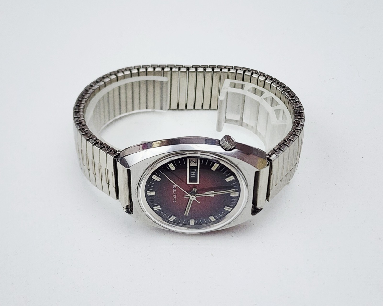 Men’s Vintage 1972 TUNING FORK Watch ACCUTRON Cal.2182