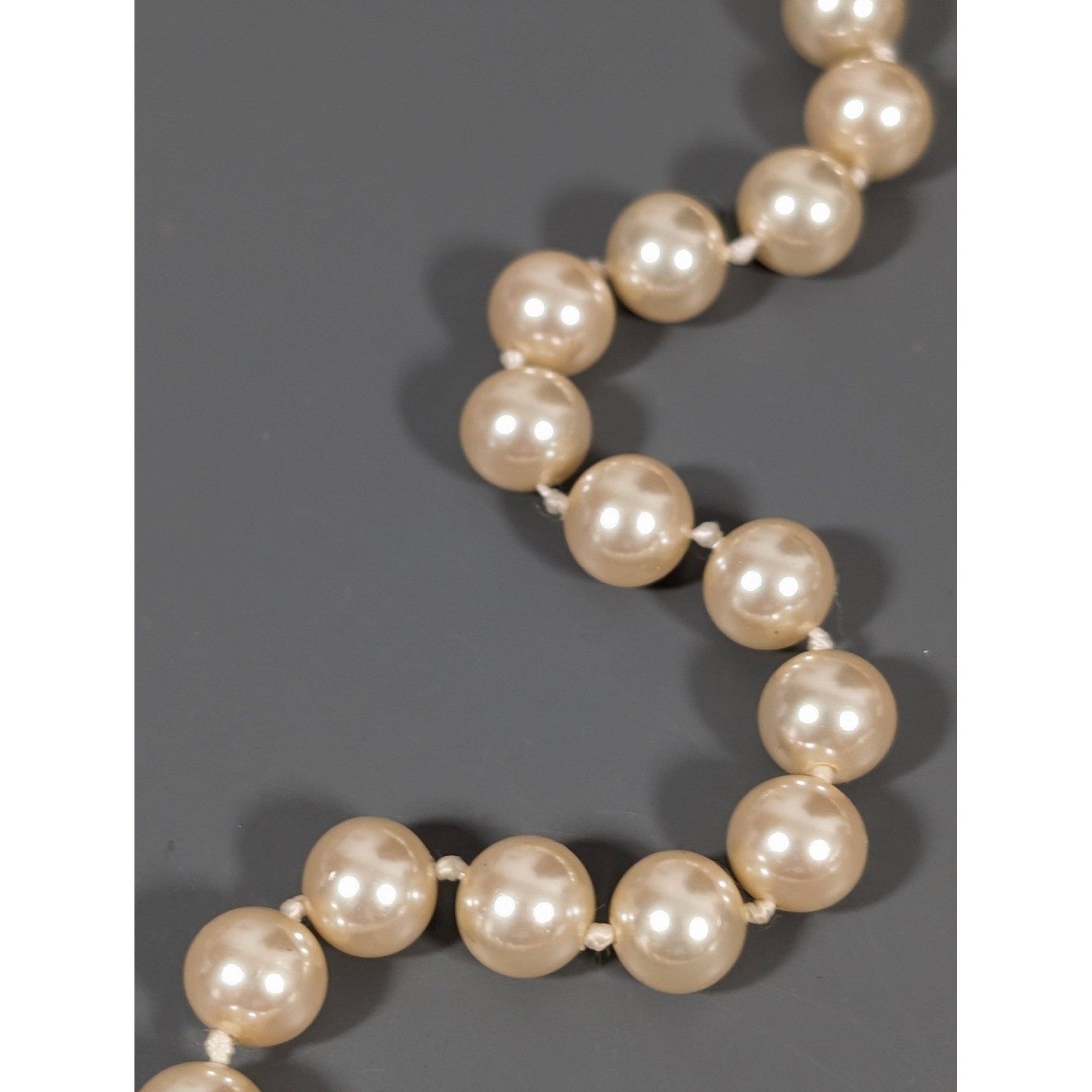 Cream Champagne Faux Pearl Necklace Glass Bead Strand 18 Inch Classic