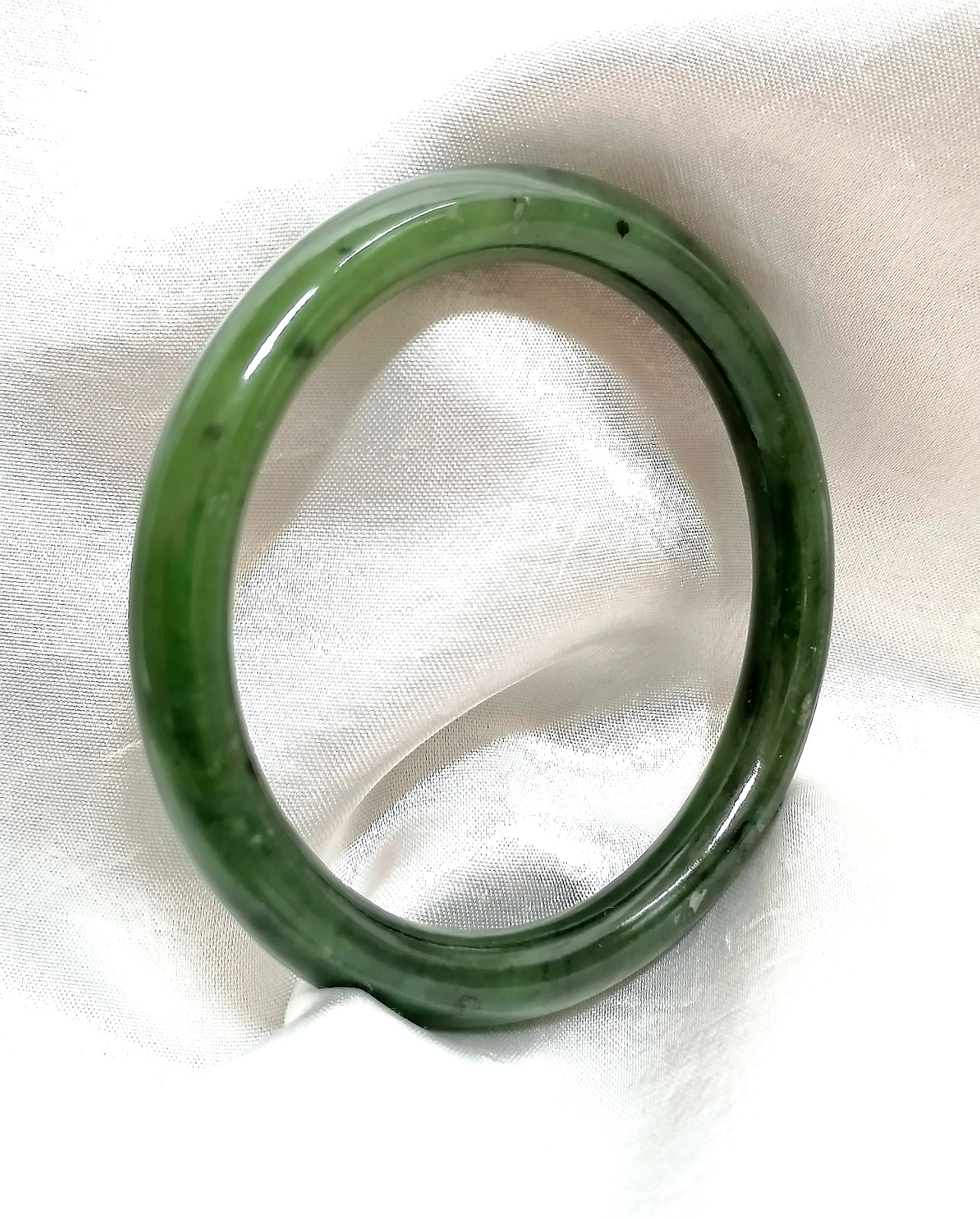 BEAUTIFUL ANTIQUE AUTHENTIC GREEN JADE RING BRACELET, CHINA, 1900.