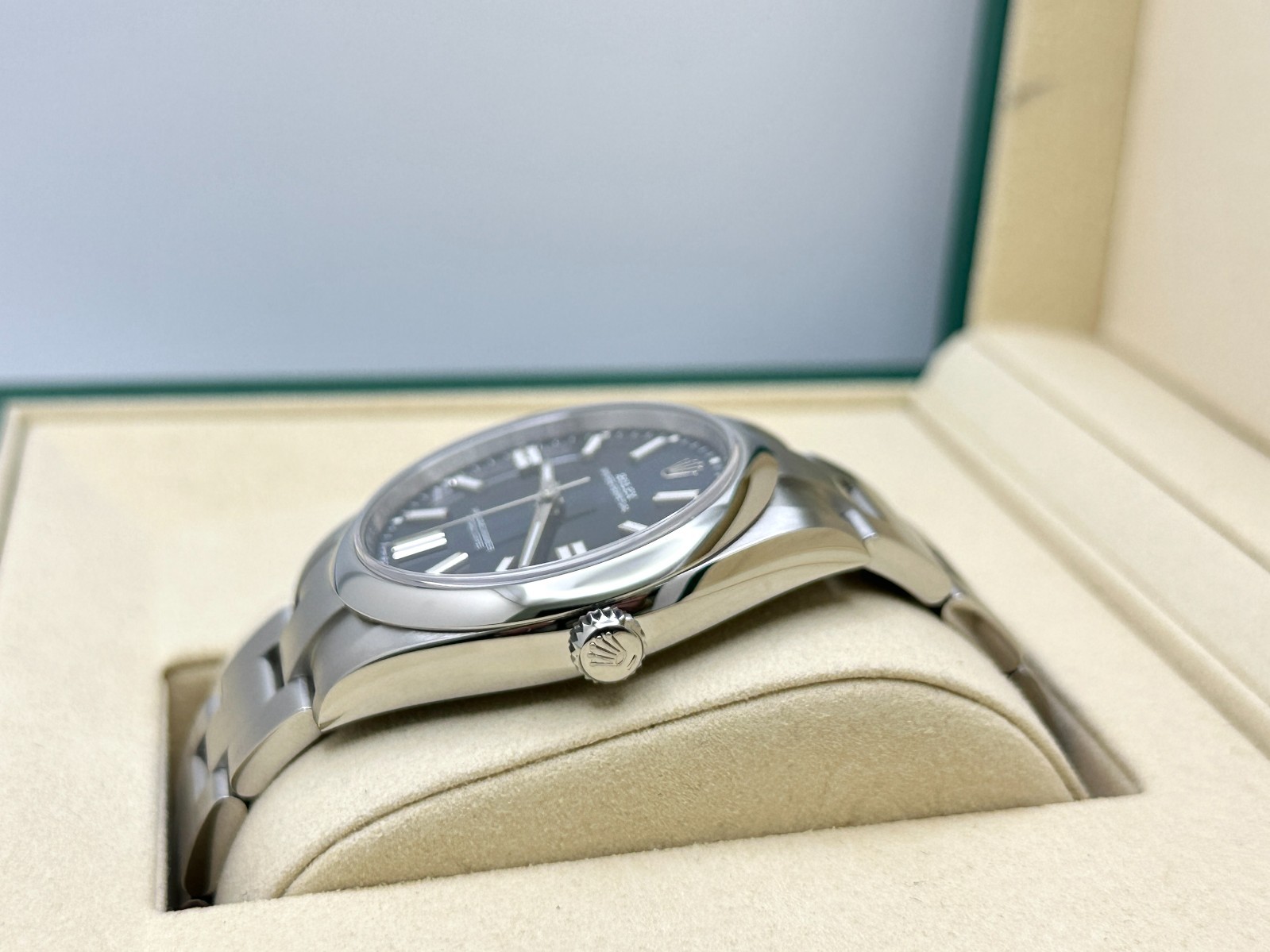2025 Rolex Oyster Perpetual 124300 41mm Blue Dial Stainless Steel Box Papers