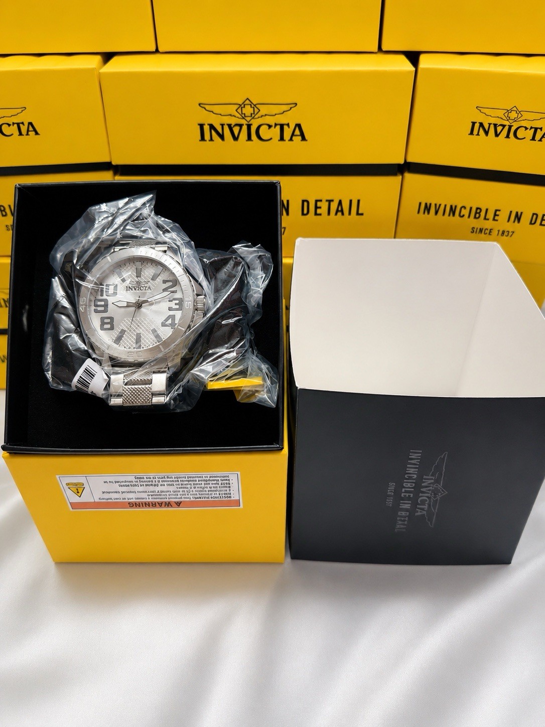 Invicta Speedway Valor 48927 Men’s Quartz Stainless Steel Watch New w/ Tag