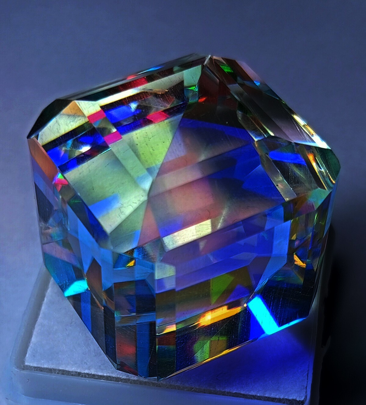 Rainbow Color Natural Mystic Topaz Cube Cut EGL Certified 100+ Ct Loose Gemstone