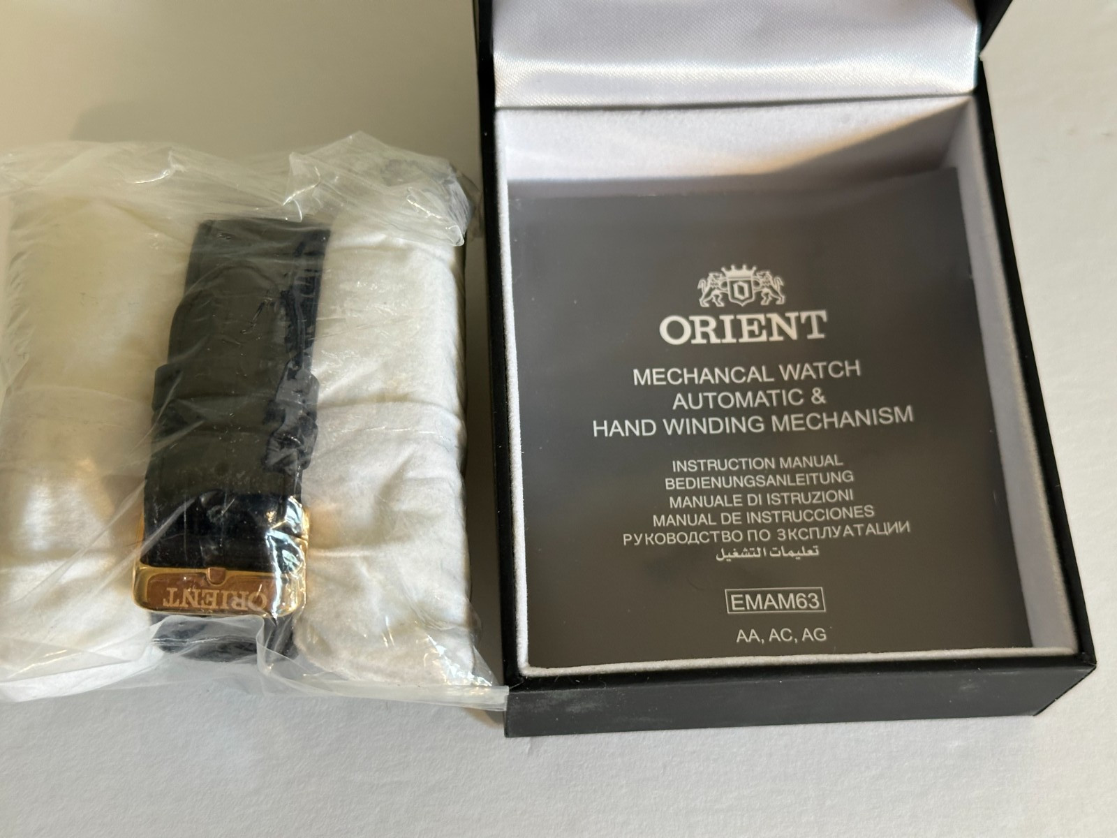 Orient Bambino AC00-D1-A Automatic Watch Black Dial Gold Case Leather Strap