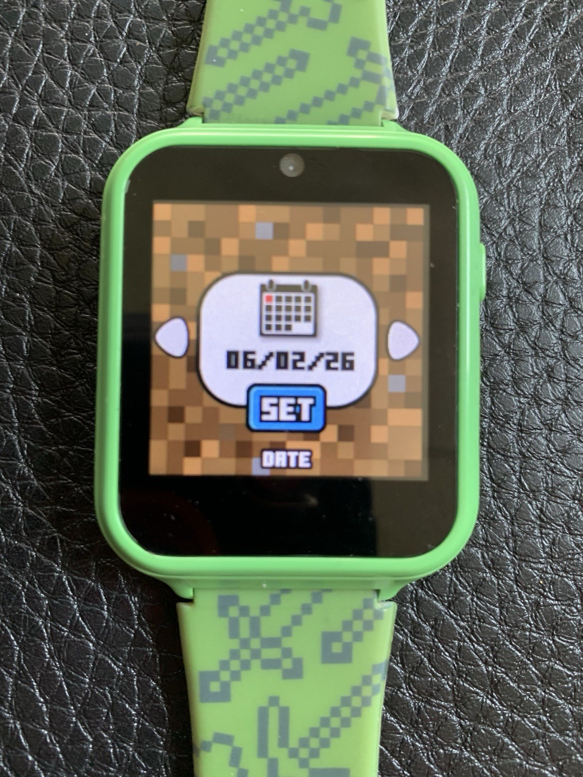Minecraft Kids Smart Watch Green Accutime MIN4045AZ Camera Games Tested Works