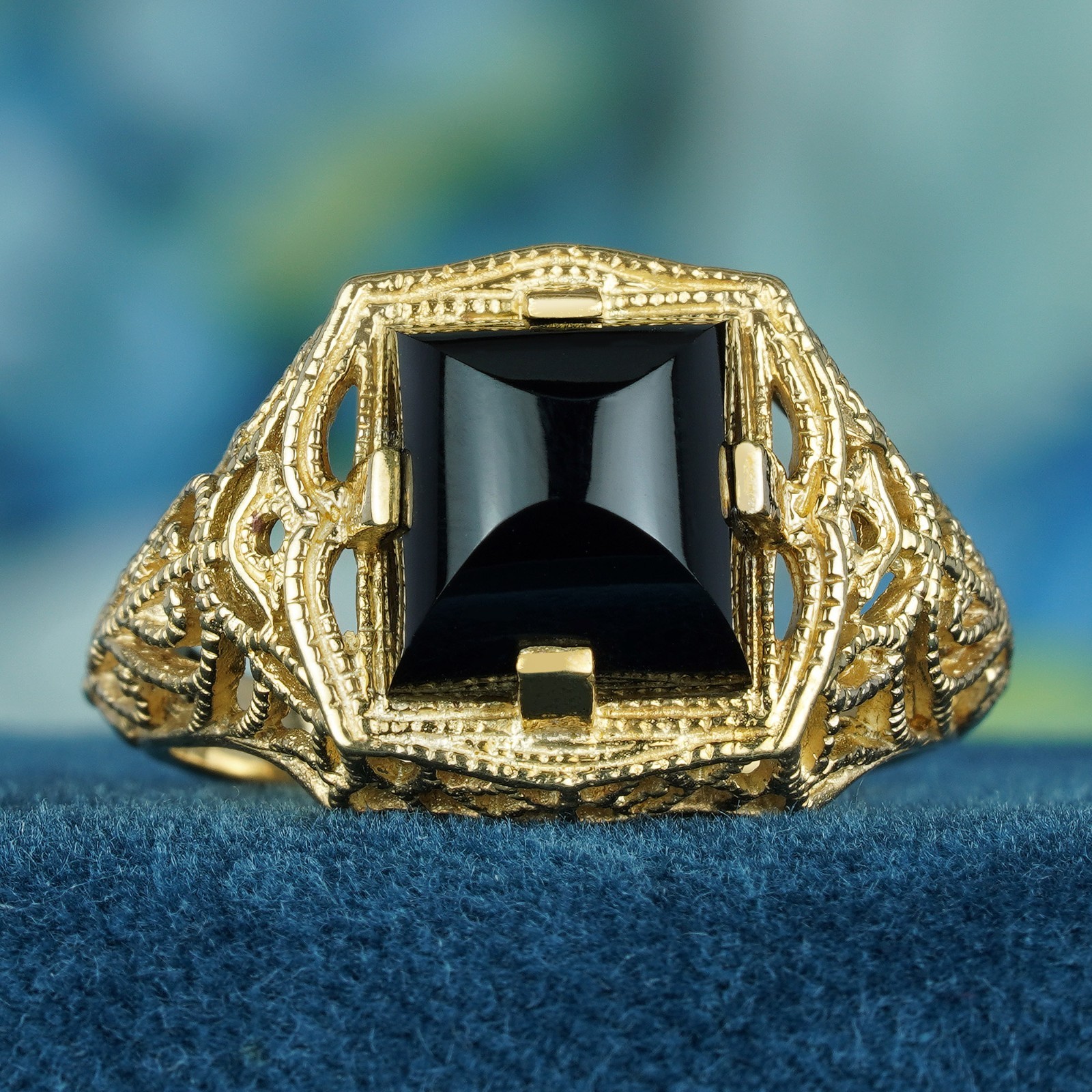 9K Yellow Gold Pyramid Cut Black Onyx Filigree Statement Ring