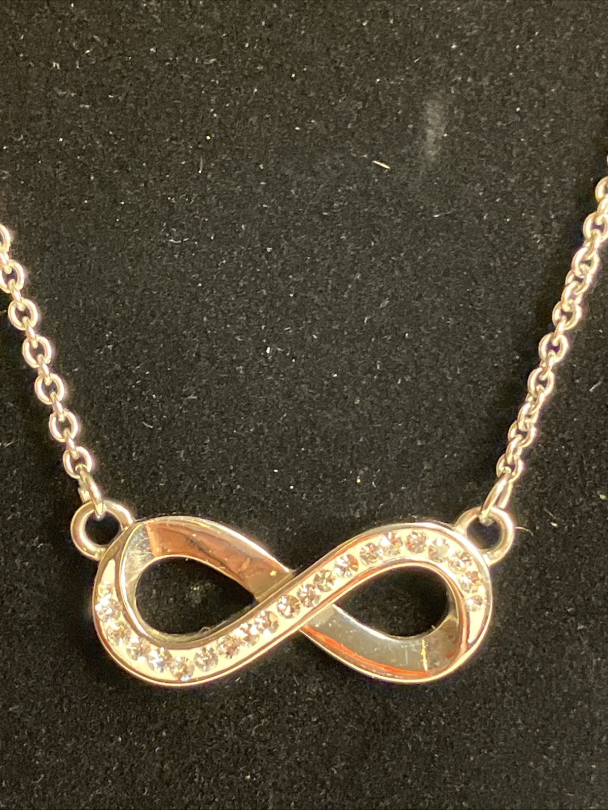 HMK LIC Stainless Steel Infinity Necklace 18-20” Adjustable Elegant Gorgeous