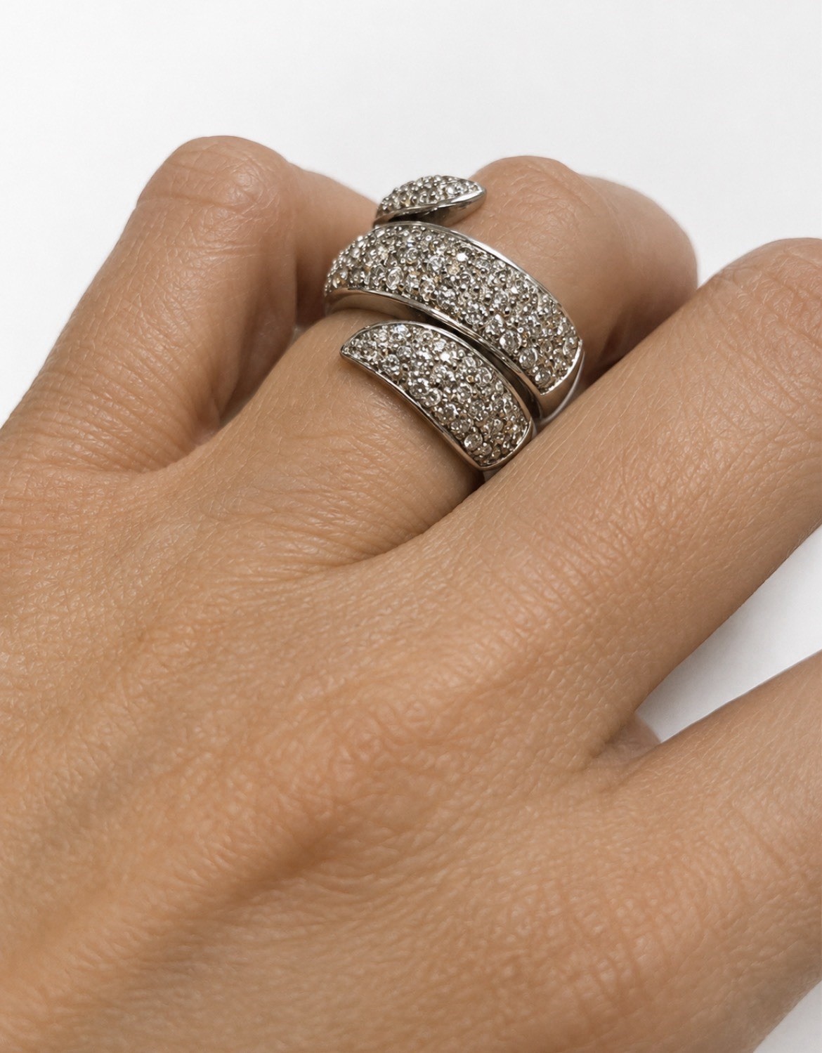 ring women stainlessS teel Oval. Size 6 Item# 16