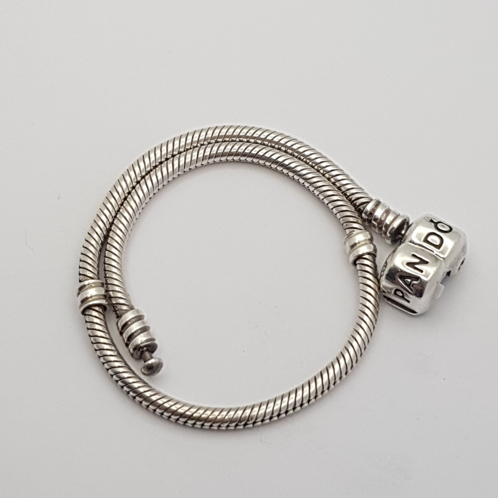 Authentic Pandora Silver Moments Snake Chain Bracelet 21.5cm 590702