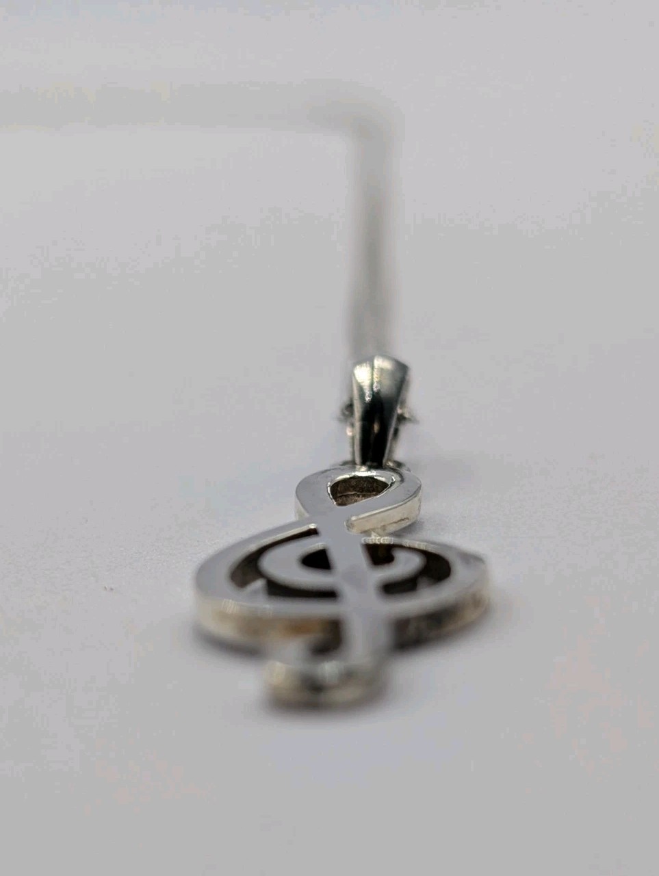 Vintage Sterling Silver Treble Clef Music Pendant 16-18″ Flat Cable 925 Necklace