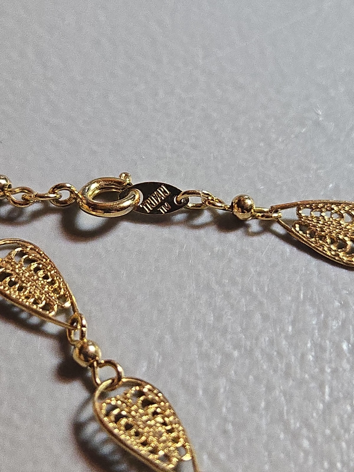 Necklace Lot Of 4 Some Vintage Some Name Brand Trifari ,Caravan, Aldo