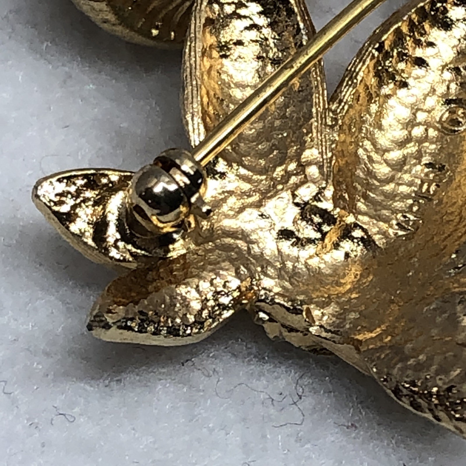VTG Double Mushroom Signed Napier Satin Brushed Gold Tone Pin Brooch 1970s BOHO
