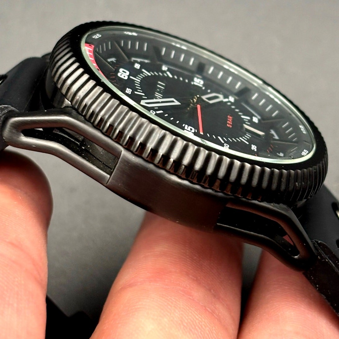 Diesel DZ1760 Rollcage Men’s Quartz Watch Black Dial Silicone Strap 46mm NIBWT