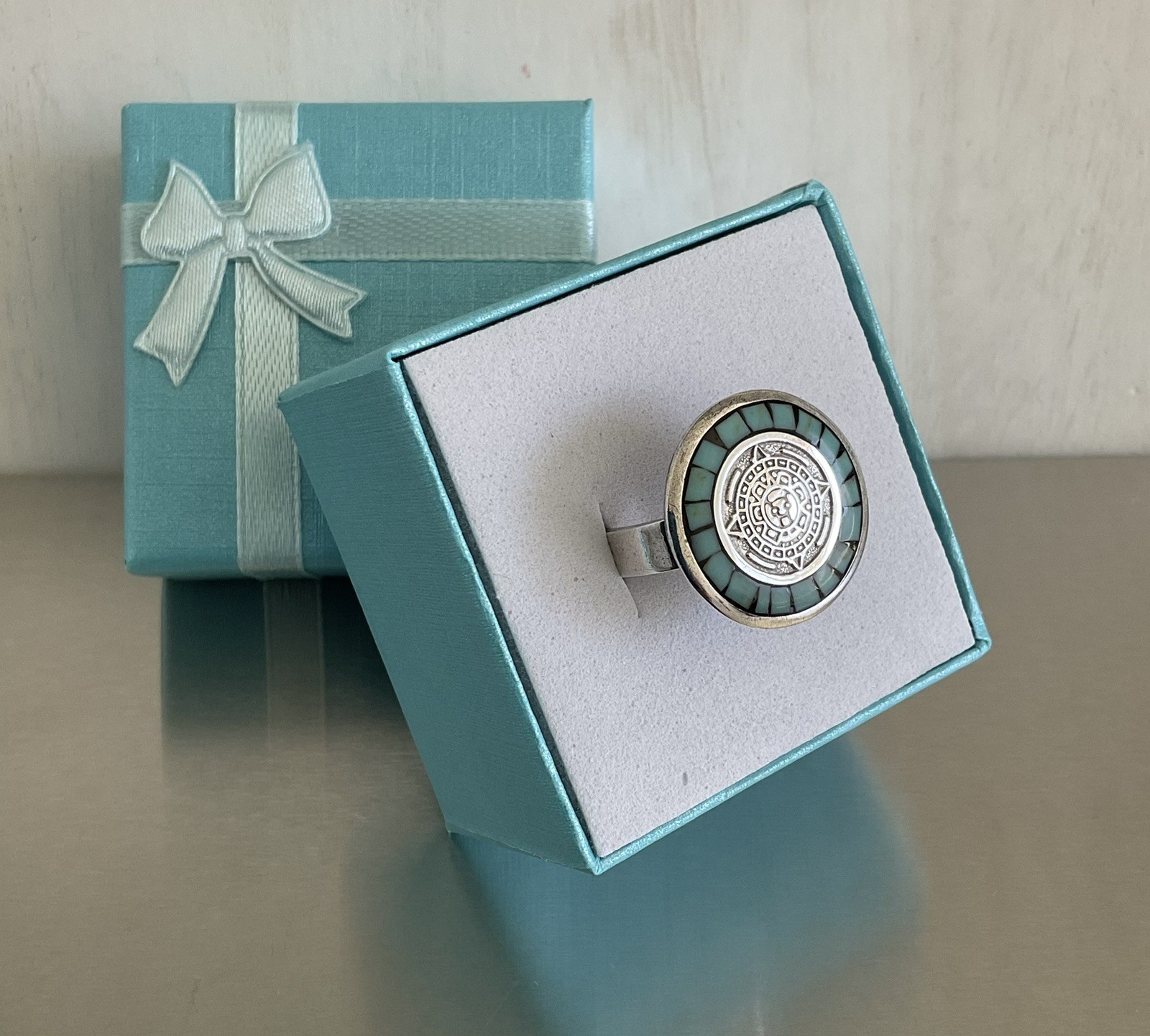 Turquoise Chip Inlay Aztec Calendar Motif Ring 925 Sterling Silver Size 7