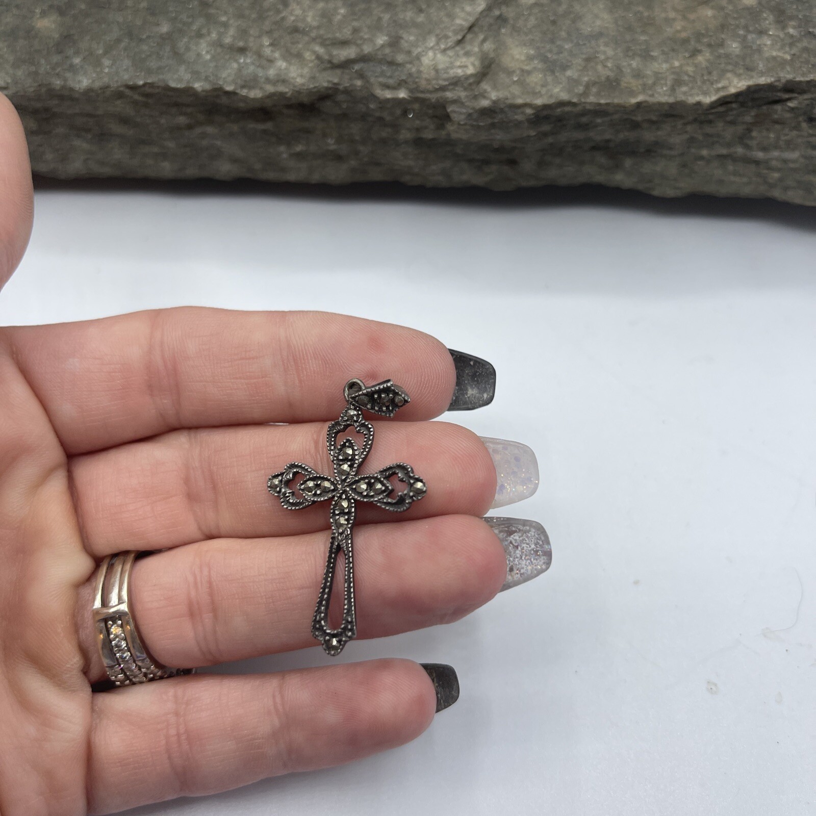 Beautiful 925 Sterling Silver Cross Design Pendant/ Charm # P112