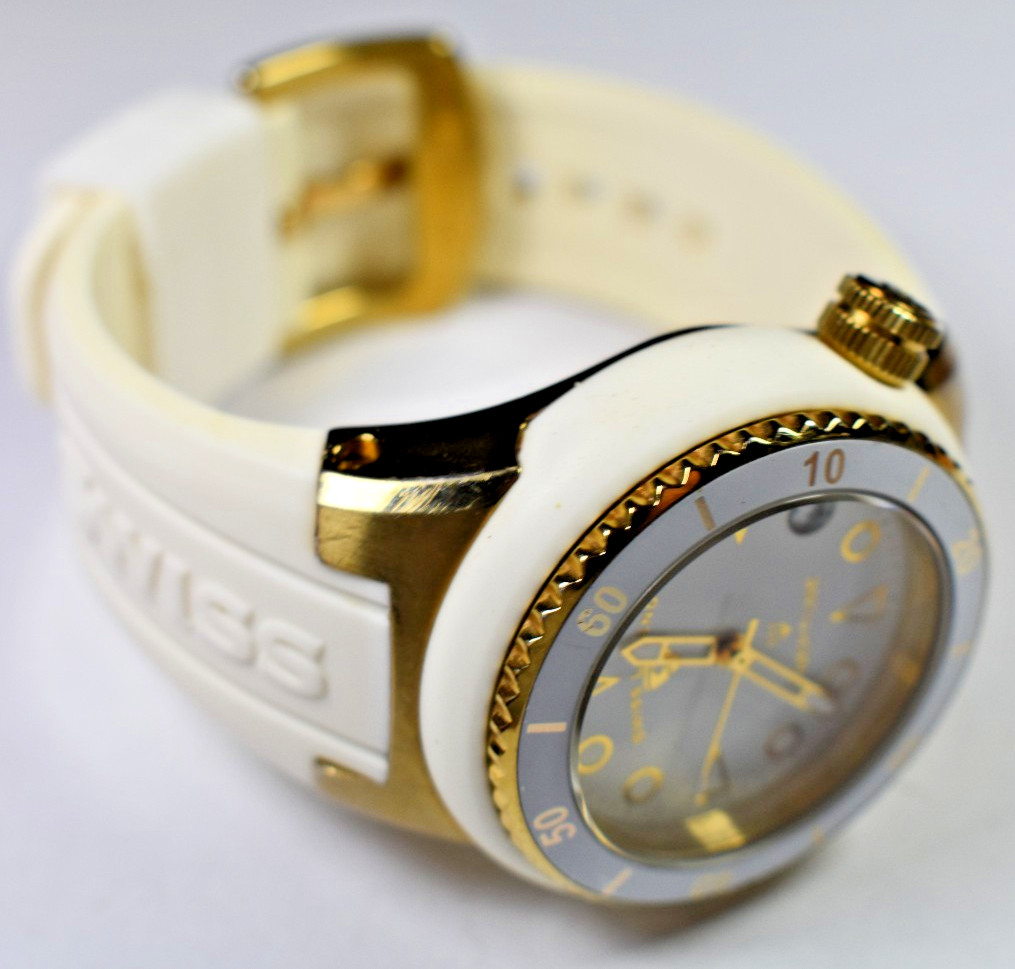 Swiss Legend Neptune Women’s White/Gold Watch w/ Date NEW BATTERY!