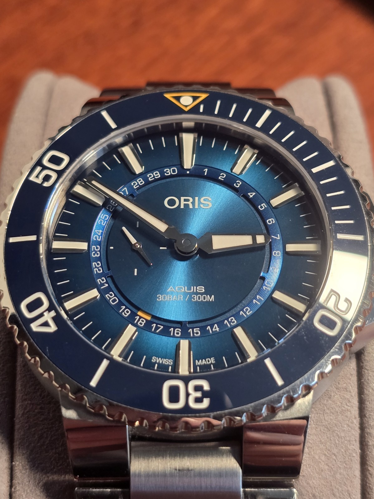 Oris Aquis Great Barrier Reef III Limited Edition Blue 43.5mm Watch 01 743 7734