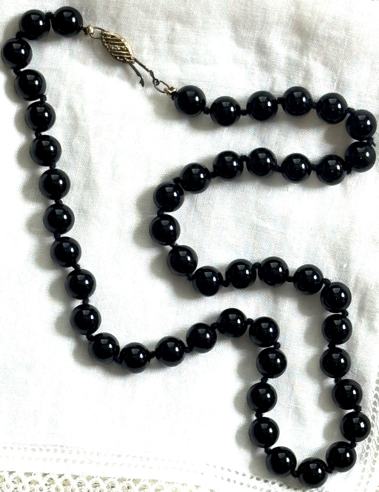 Vintage Black Beads Necklace Handmade Knotted Pearls 18.5″ 925 Clasp 8mm Beaded