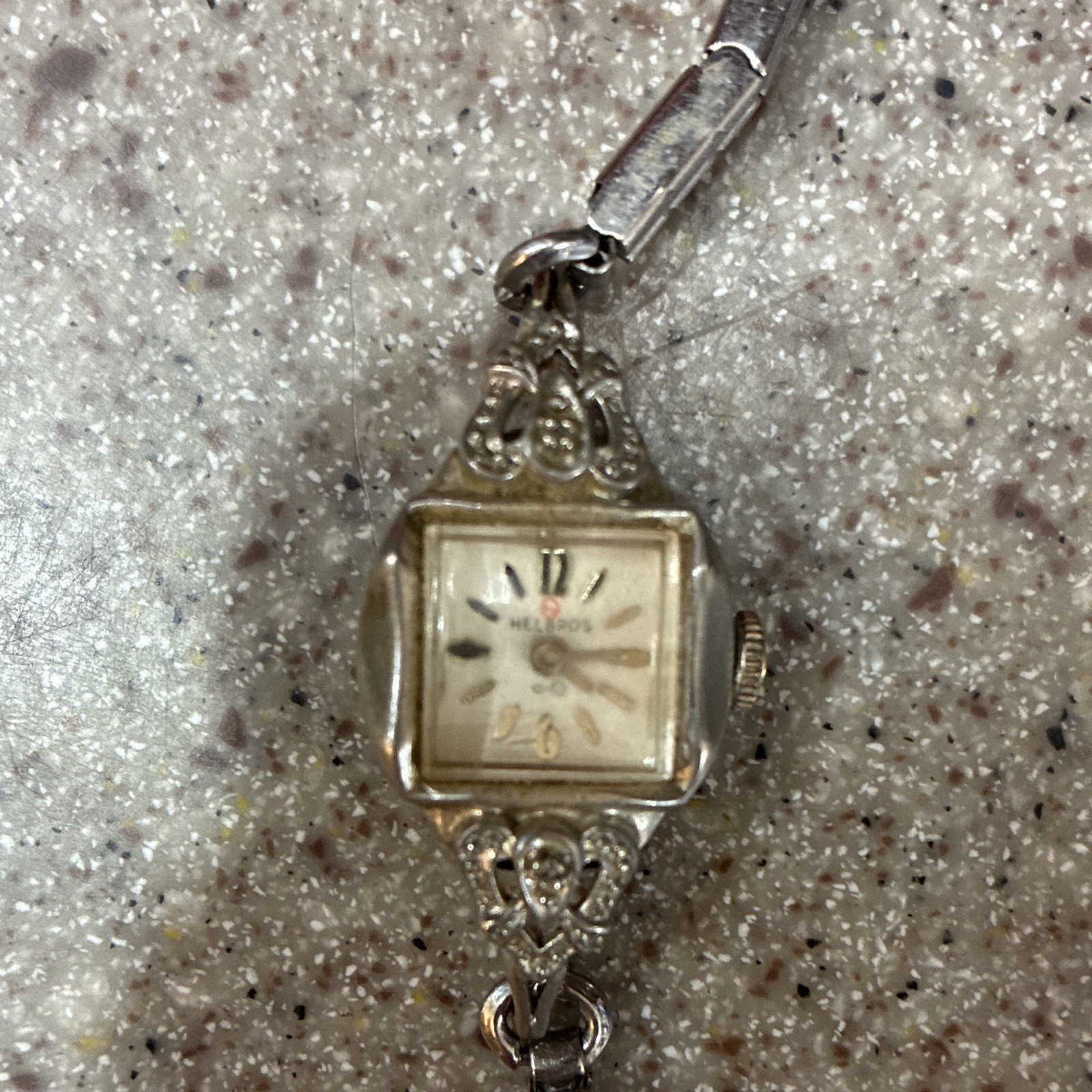 Helbros Vintage Women’s Manual Wind 17J Square Silver Bracelet Wristwatch