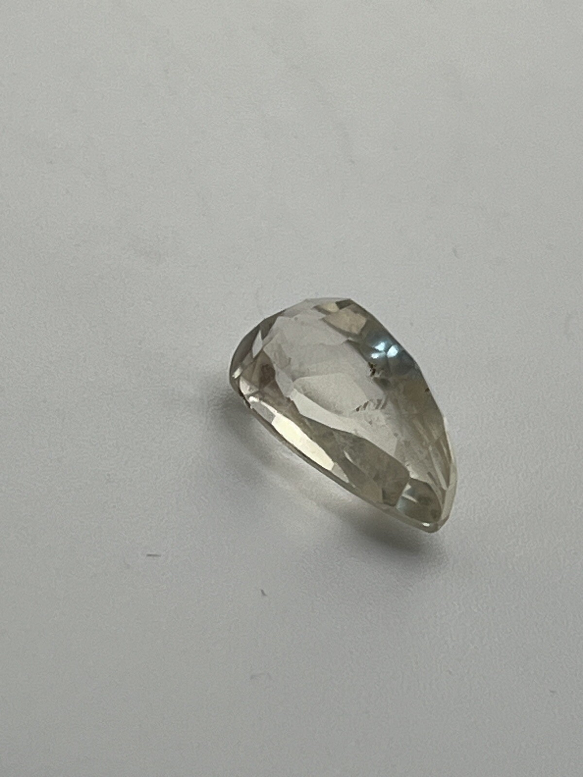 Kunzite Oval Shape 8ct 15.31×8.86×8.49 MM Cut Gemstone Imperfections