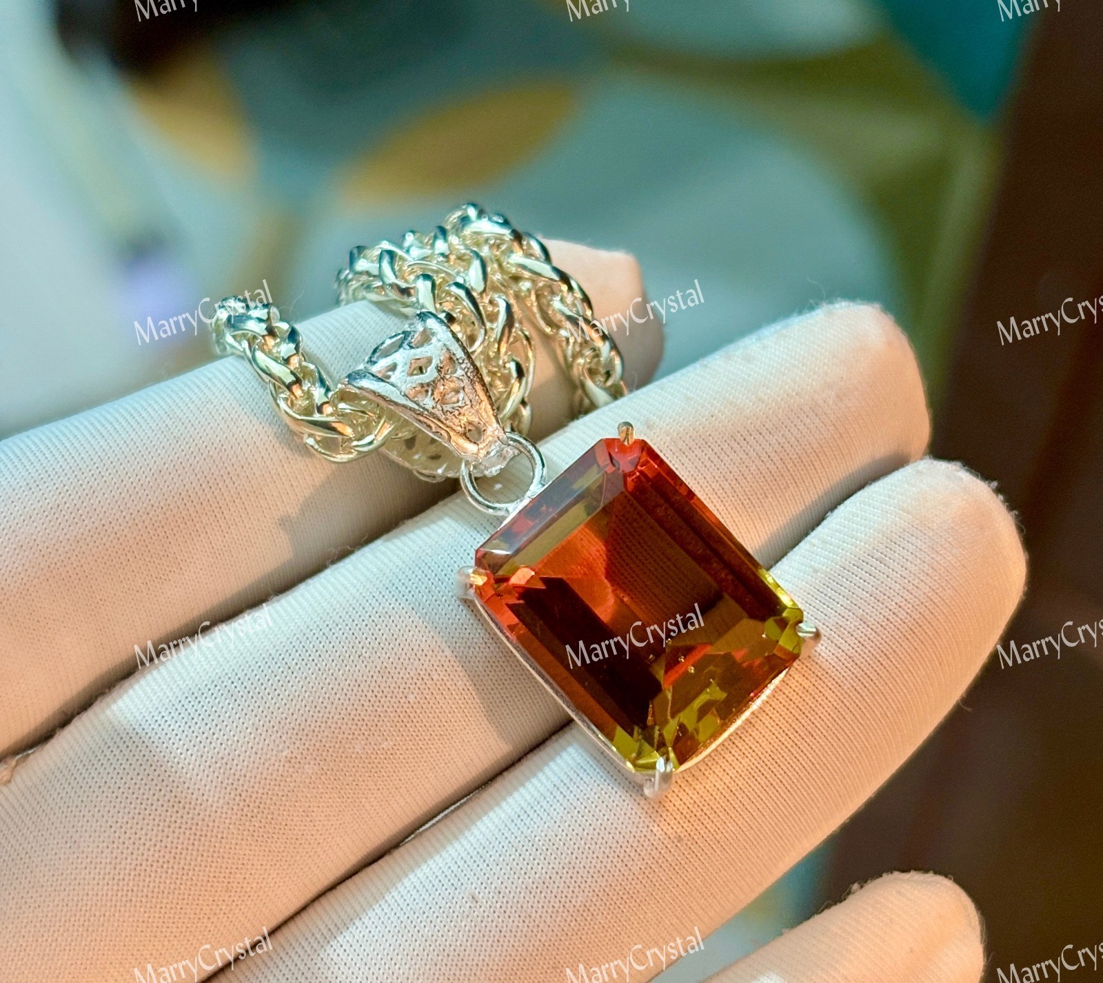 Color Changing Zultanite Glass German Silver With 18″ Chain Loose Gemstone