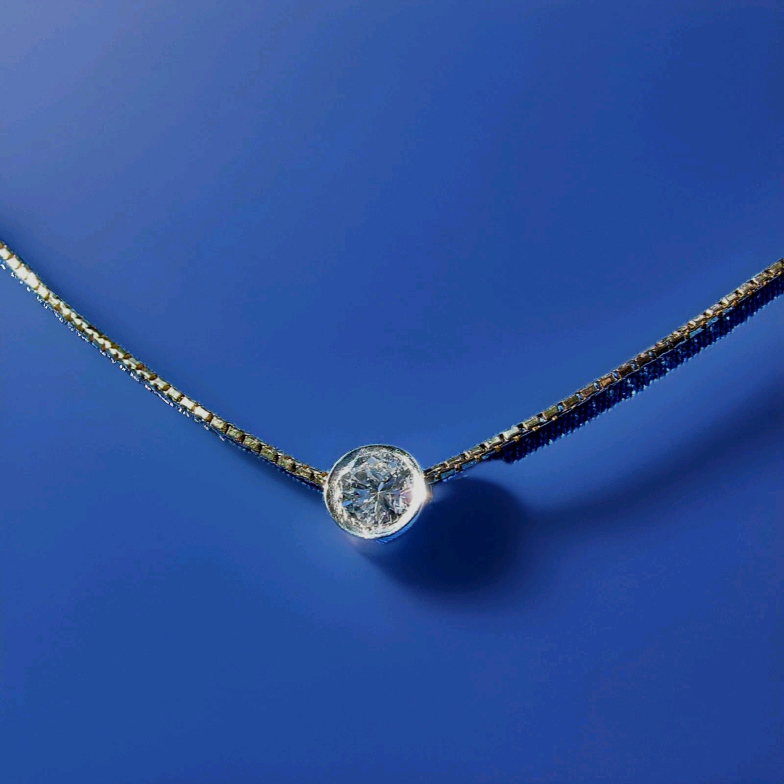 EARTH MINED DIAMOND Station Deco Pendant Necklaces SOLID 14K GOLD 18″ inch Chain