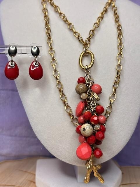 Vintage Boho Red Pink Cluster Tassel Pendant Necklace Matching Drop Earrings Set