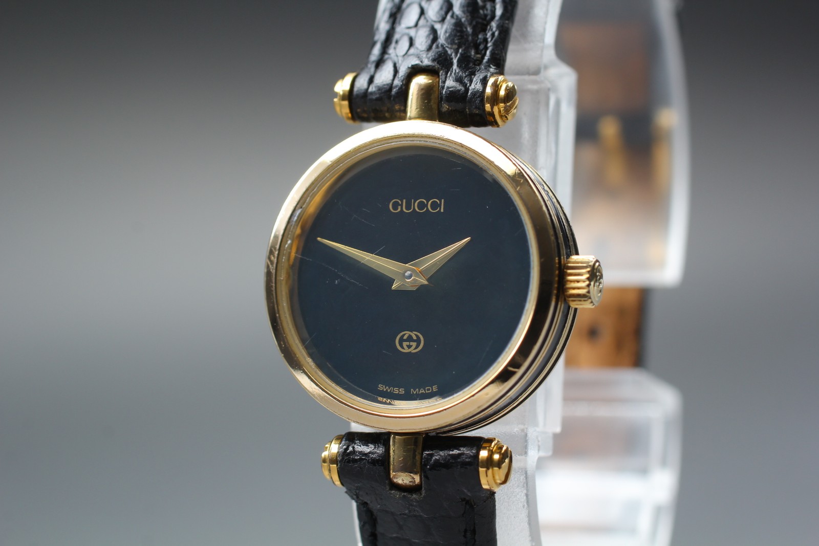 [Exc+5] GUCCI 2000L 21mm Gold Tone Quartz Watch Black Dial From JAPAN