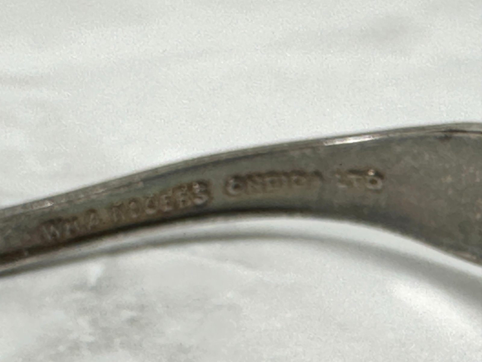 Gunmetal Tone Flatware Cuff Bracelet – Wm A Rogers Oneida Ltd – 6.25″ Wrist