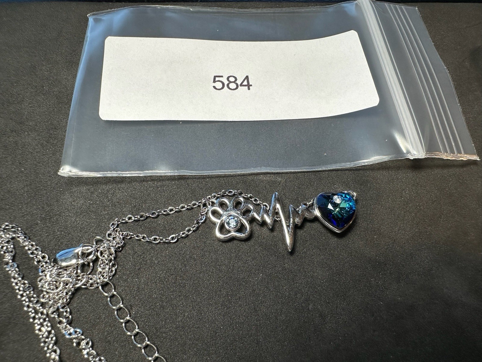 4.29g Vintage 925 Sterling Silver Paw Print Heartbeat Blue Heart Adjus M 20.5 in