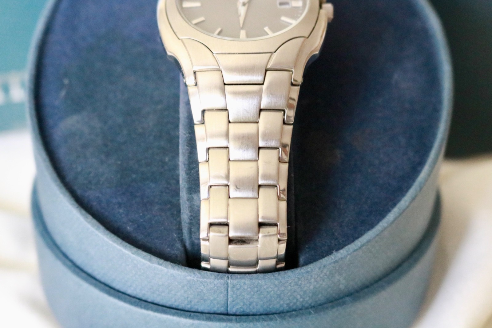 Citizen Eco-Drive Mens Watch 38mm Gray Dial Date E111-S022240 Stainless